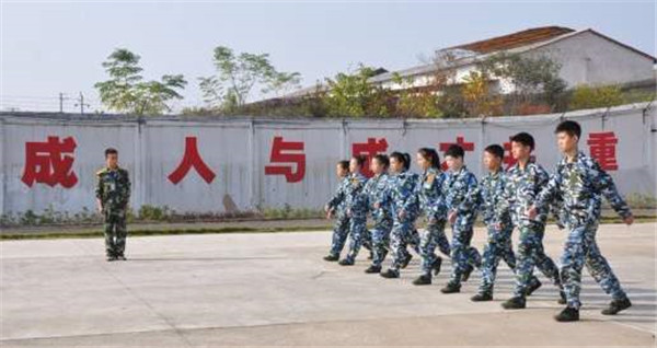 明德励志教育